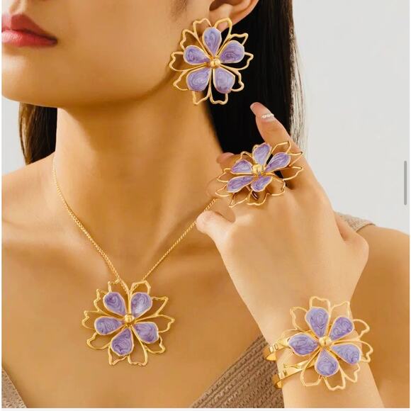 None Jewelry - JEWELRY SET: 5Pc White/Gold Lotus Flower Ring, Bracelet, Earrings, & Necklace